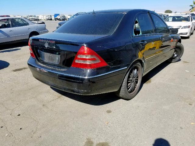 WDBRF61JX2F216209 - 2002 MERCEDES-BENZ C 240 BLACK photo 4