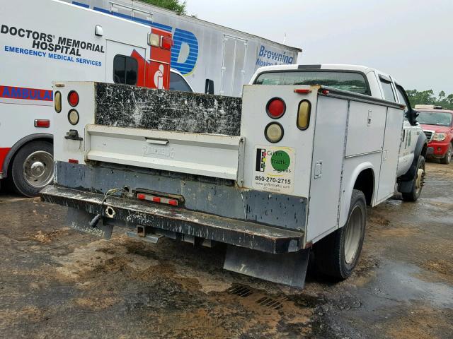 1FDAW56P67EA79610 - 2007 FORD F550 SUPER WHITE photo 4