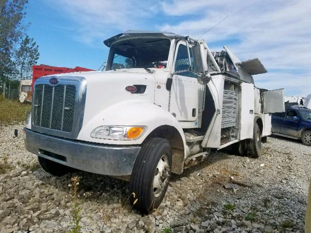 2NP2HJ7X5HM414666 - 2017 PETERBILT 337 WHITE photo 2