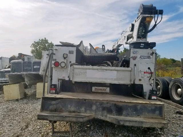 2NP2HJ7X5HM414666 - 2017 PETERBILT 337 WHITE photo 6