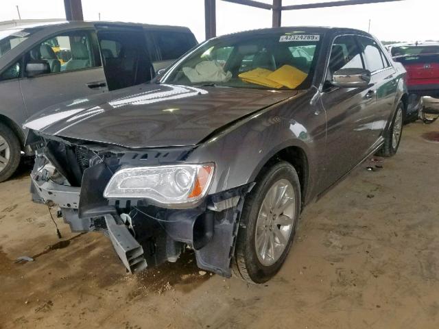 2C3CCACG1CH283497 - 2012 CHRYSLER 300 LIMITE GRAY photo 2