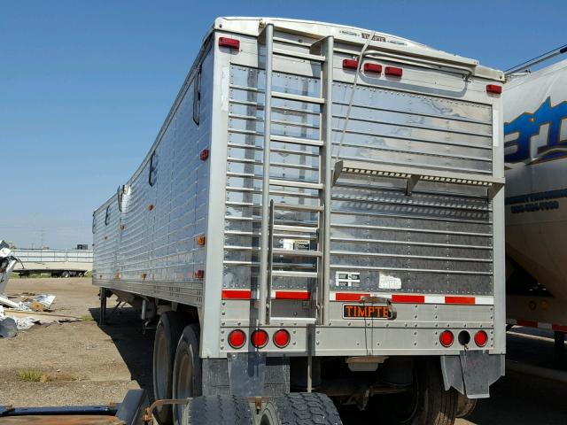 H422283B102124 - 2003 AMERICAN MOTORS TRAILER WHITE photo 4