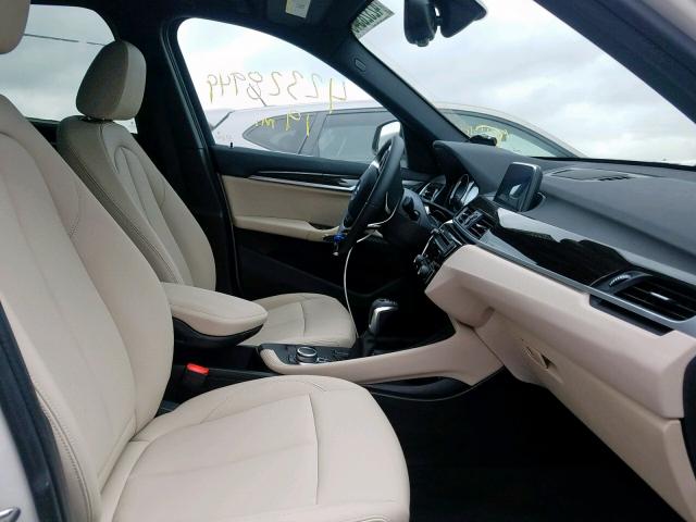 WBXHU7C56K5L10914 - 2019 BMW X1 SDRIVE2 WHITE photo 5