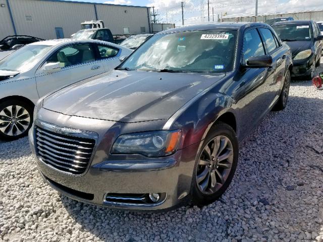 2C3CCAGG7EH337365 - 2014 CHRYSLER 300 S GRAY photo 2