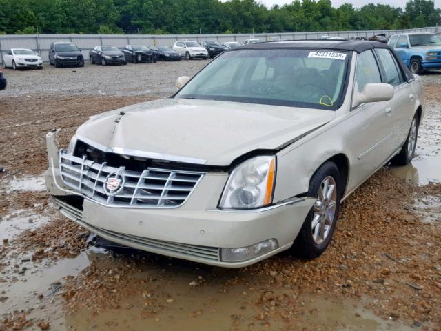 1G6KD5E64BU101578 - 2011 CADILLAC DTS LUXURY CREAM photo 2