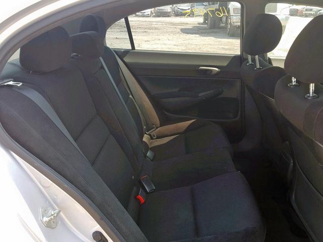 2HGFA1E68BH007272 - 2011 HONDA CIVIC LX-S فضي صورة 6