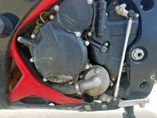 JS1GN7DA662100333 - 2006 SUZUKI GSX-R600 K RED photo 7