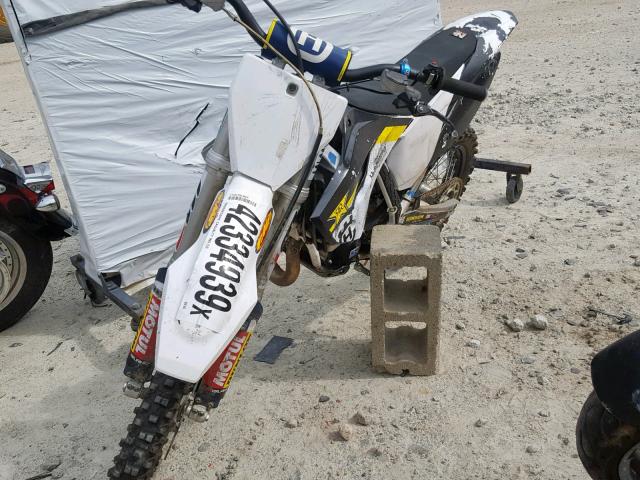 VBKUXC239HM026184 - 2017 HUSQVARNA TC85 WHITE photo 2