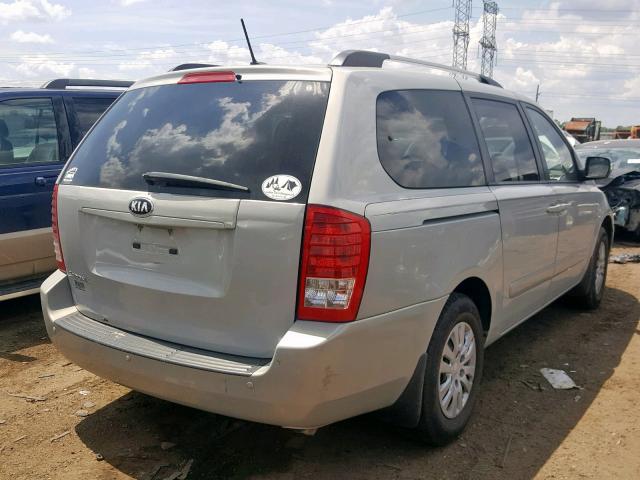 KNDMG4C73E6565098 - 2014 KIA SEDONA LX SILVER photo 4