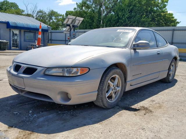 1G2WP12K2YF185966 - 2000 PONTIAC GRAND PRIX SILVER photo 2