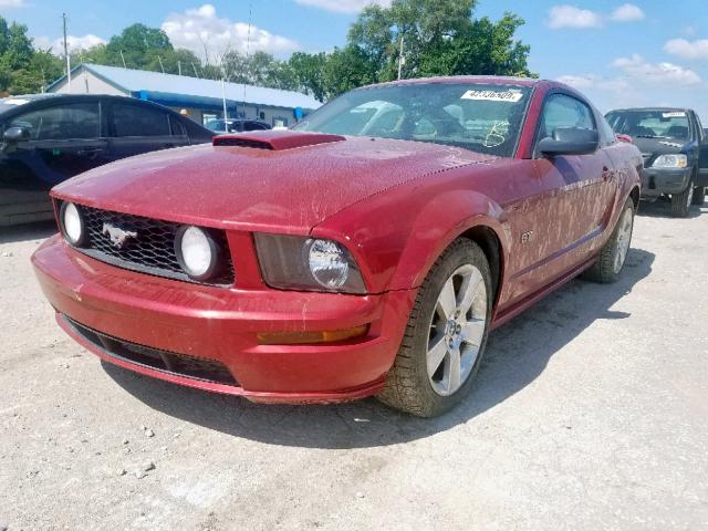 1ZVFT82H575217217 - 2007 FORD MUSTANG GT RED photo 2