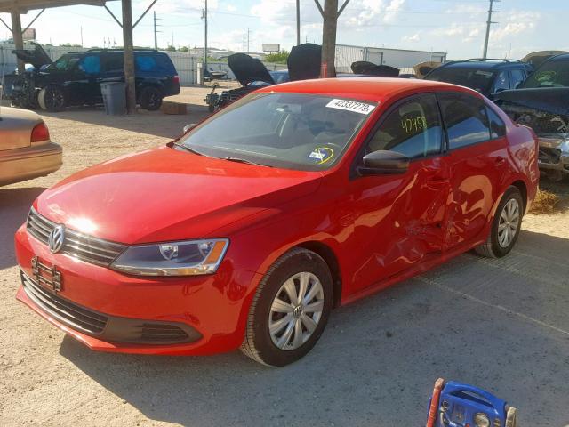 3VW2K7AJ9EM329297 - 2014 VOLKSWAGEN JETTA BASE RED photo 2