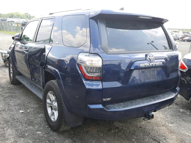 JTEBU5JR8G5335247 - 2016 TOYOTA 4RUNNER SR BLUE photo 3