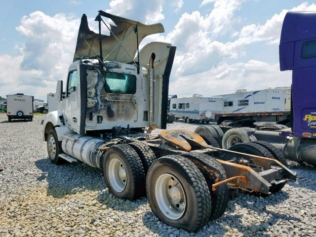 1XKZDP9X6JJ199866 - 2018 KENWORTH CONSTRUCTI WHITE photo 3