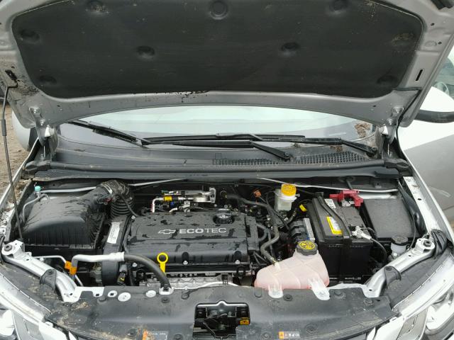 1G1JB5SHXH4174637 - 2017 CHEVROLET SONIC LS 灰色 照片 7