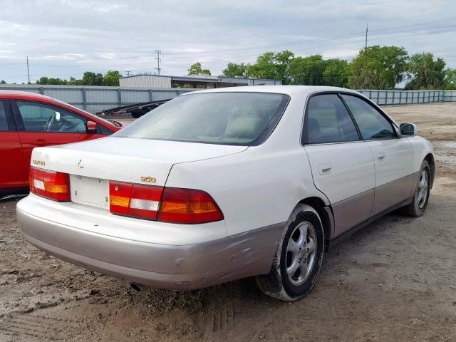 JT8BF22G6V0053174 - 1997 LEXUS ES 300 WHITE photo 4