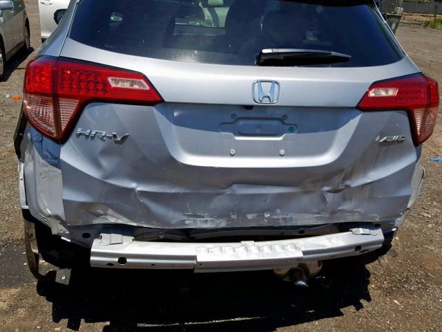 3CZRU6H56JM727151 - 2018 HONDA HR-V EX SILVER photo 9