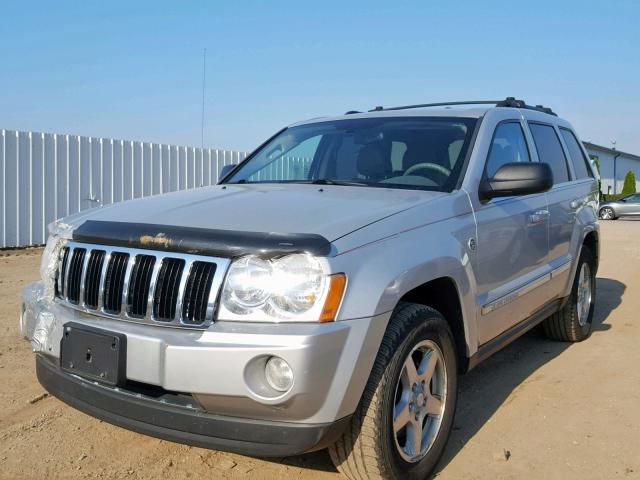 1J4HR58NX5C632381 - 2005 JEEP GRAND CHER SILVER photo 2