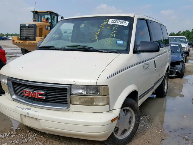 1GKDM19W7WB506090 - 1998 GMC SAFARI XT WHITE photo 2