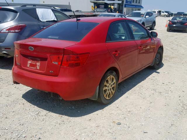 KNAFU4A25D5730675 - 2013 KIA FORTE EX RED photo 4