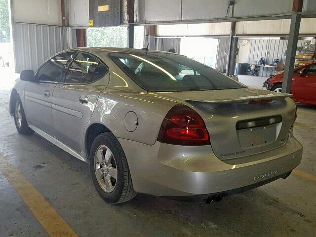 2G2WP552181181742 - 2008 PONTIAC GRAND PRIX SILVER photo 3