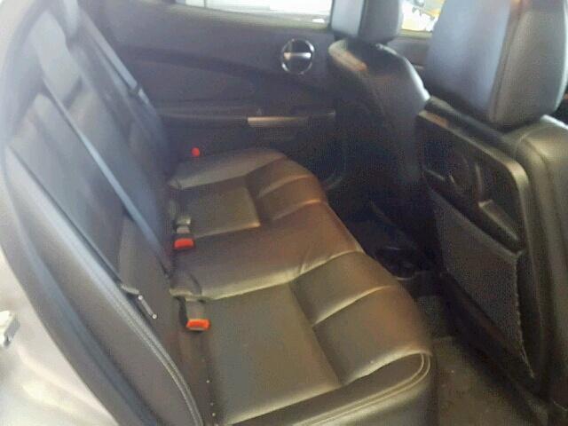 2G2WP552181181742 - 2008 PONTIAC GRAND PRIX SILVER photo 6