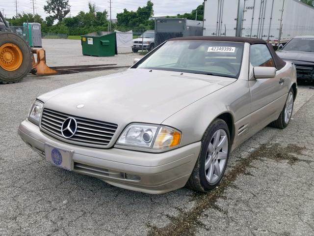 WDBFA67F3WF167235 - 1998 MERCEDES-BENZ SL 500 BEIGE photo 2