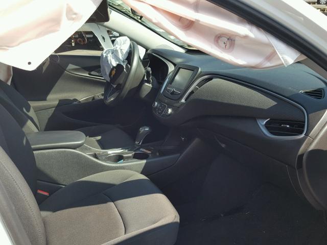 1G1ZC5ST2GF226639 - 2016 CHEVROLET MALIBU LS WHITE photo 5