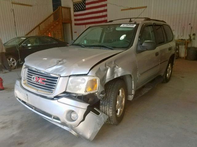 1GKDT13S282160879 - 2008 GMC ENVOY SILVER photo 2