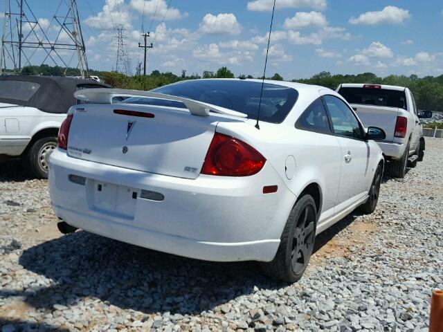 1G2AN18B777387797 - 2007 PONTIAC G5 GT WHITE photo 4