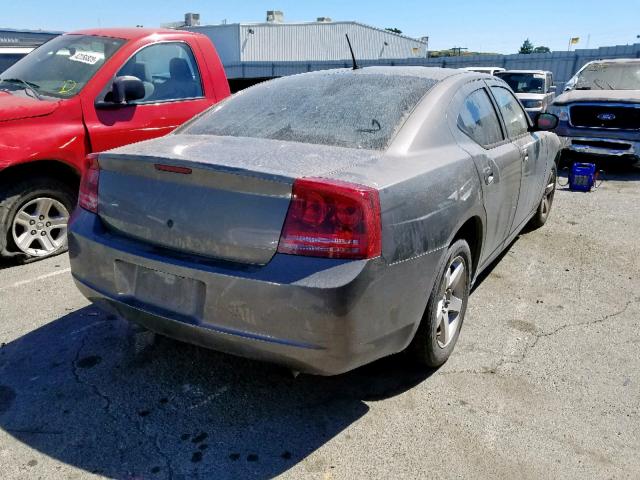 2B3KA33G18H144522 - 2008 DODGE CHARGER SX GREEN photo 4