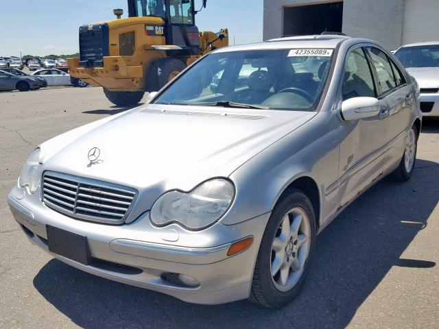 WDBRF61J12F283636 - 2002 MERCEDES-BENZ C 240 SILVER photo 2