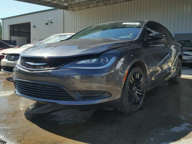 1C3CCCFB2HN508553 - 2017 CHRYSLER 200 LX GRAY photo 2