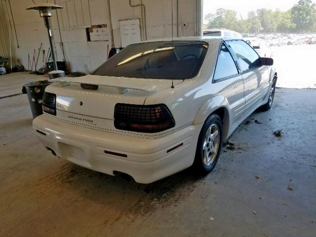 1G2WJ12M8TF255966 - 1996 PONTIAC GRAND PRIX WHITE photo 4