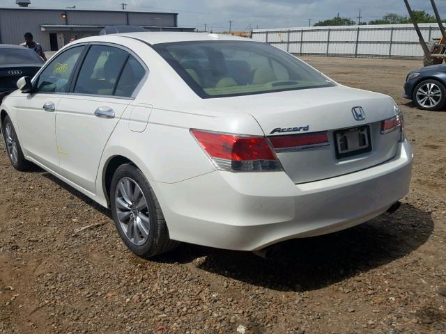 1HGCP3F88CA039118 - 2012 HONDA ACCORD EXL WHITE photo 3