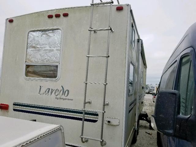 4YDF29B2414450992 - 2001 KEYSTONE LAREDO WHITE photo 3