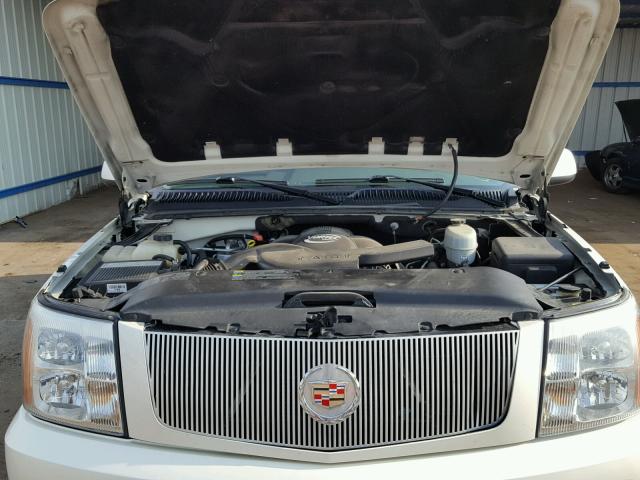 1GYEK63N45R177156 - 2005 CADILLAC ESCALADE L WHITE photo 7