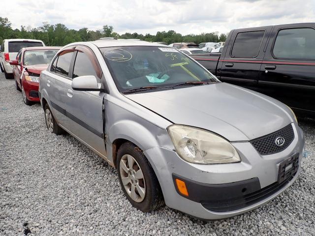 KNADE123966073208 - 2006 KIA RIO SILVER photo 1