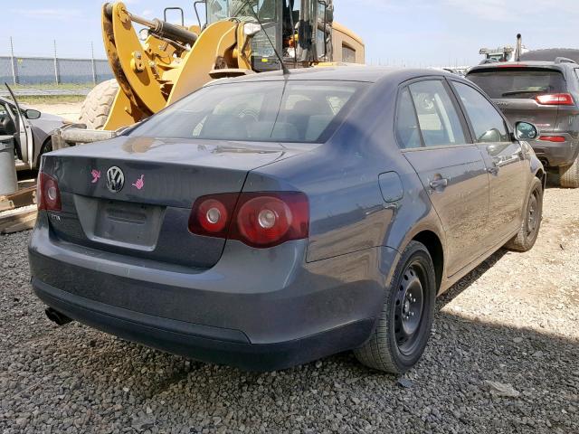 3VWGM31K68M012390 - 2008 VOLKSWAGEN JETTA 2.5L GRAY photo 4