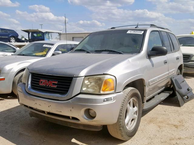 1GKDS13S052119259 - 2005 GMC ENVOY SILVER photo 2