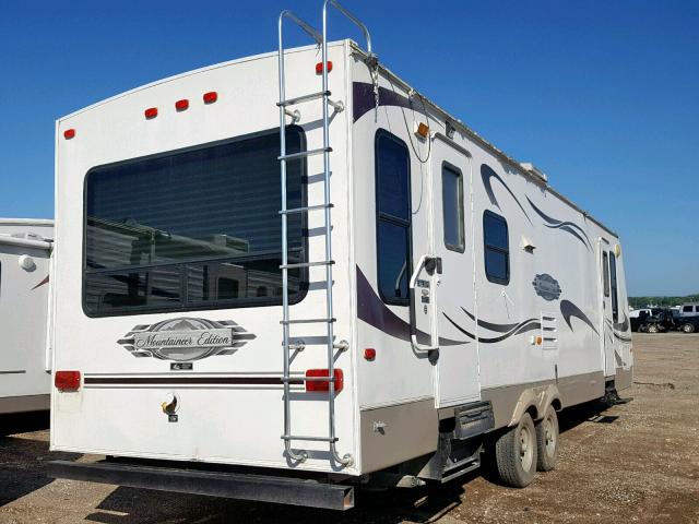 4YDT150277M730058 - 2007 KEYSTONE CHALLENGER WHITE photo 4