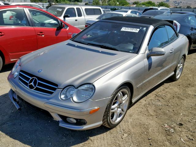 WDBTK76G45T044026 - 2005 MERCEDES-BENZ CLK 55 AMG SILVER photo 2