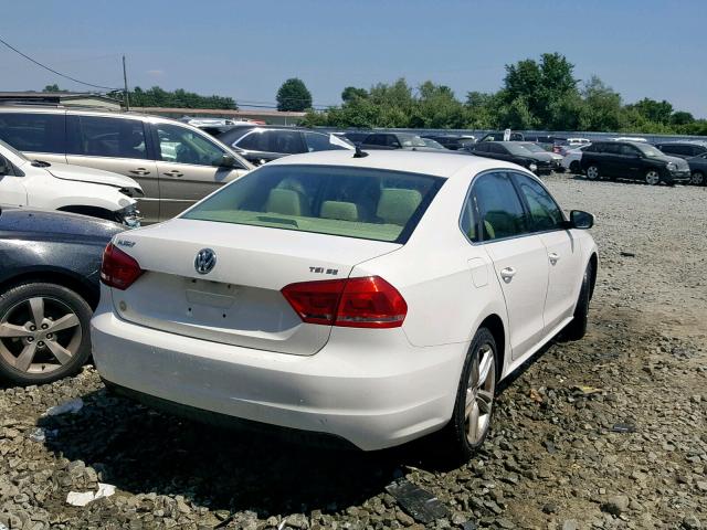 1VWBT7A38EC071189 - 2014 VOLKSWAGEN PASSAT SE WHITE photo 4