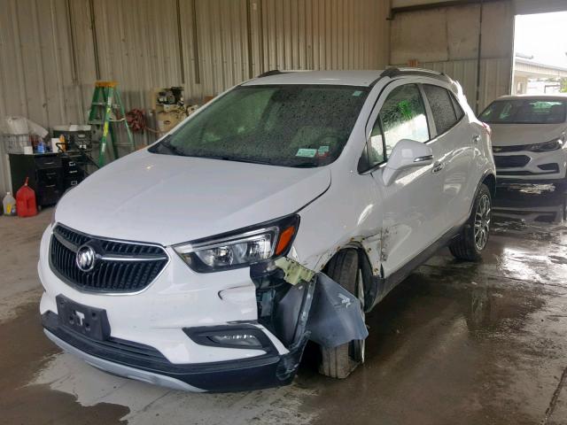 KL4CJ2SBXJB597646 - 2018 BUICK ENCORE SPO WHITE photo 2