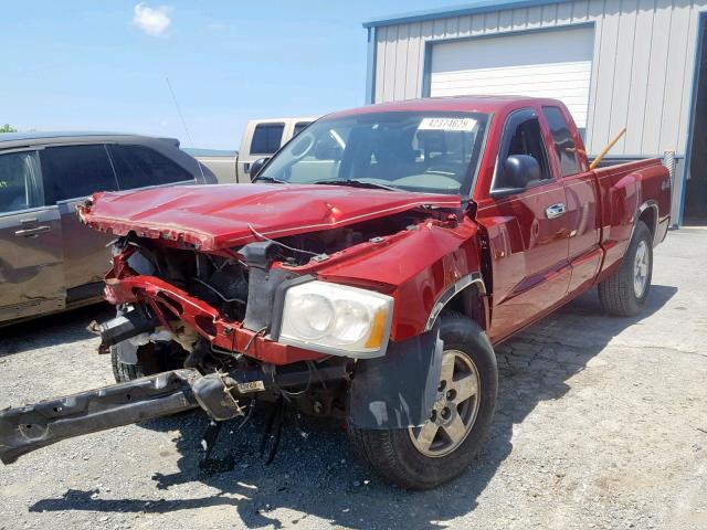 1D7HW42N66S611154 - 2006 DODGE DAKOTA SLT RED photo 2