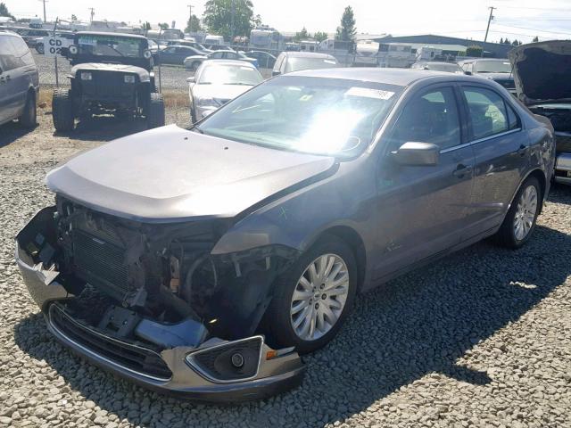 3FADP0L34AR224480 - 2010 FORD FUSION HYB GRAY photo 2