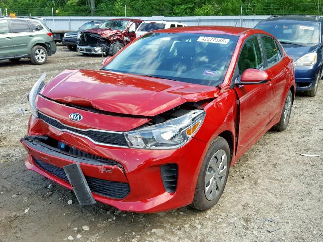 3KPA24AB4JE136663 - 2018 KIA RIO LX RED photo 2