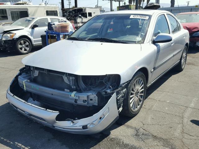 YV1RS58D722165194 - 2002 VOLVO S60 2.4T SILVER photo 2