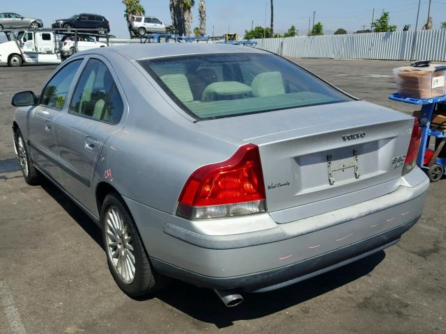 YV1RS58D722165194 - 2002 VOLVO S60 2.4T SILVER photo 3