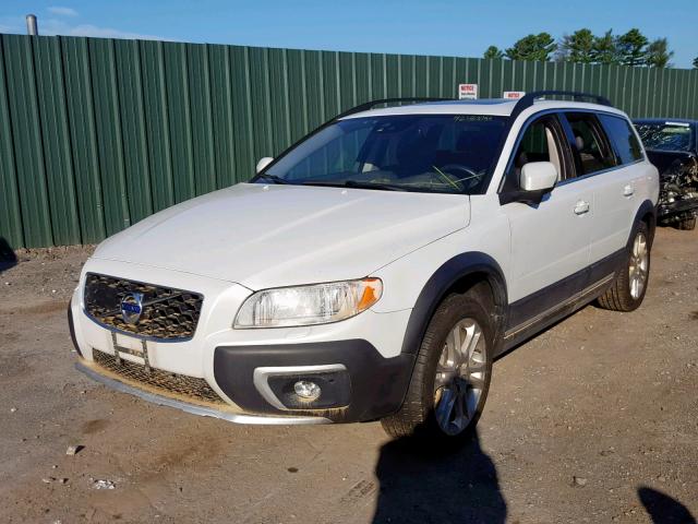 YV4612NM8G1267144 - 2016 VOLVO XC70 T5 WHITE photo 2